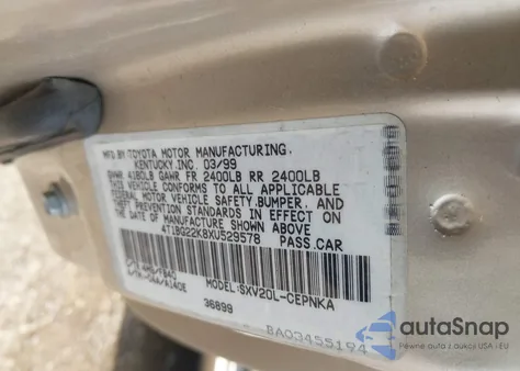 1999 Toyota Camry Le z USA, uszkodzony, nr VIN 4T1BG22K8XU529578